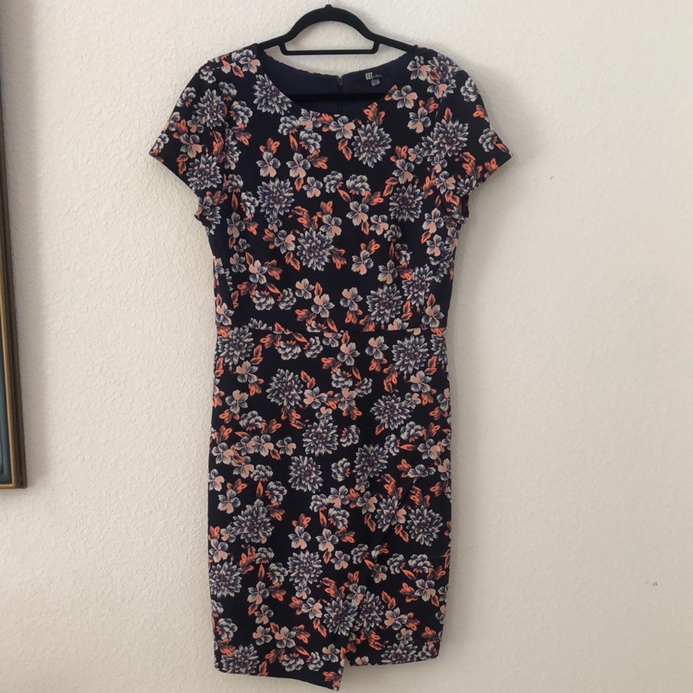 Kut from the Kloth Blue Floral Short Sleeve Asymetrical Dress Size 10